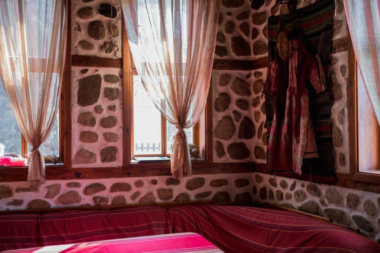Комплекс Стария Чинар Melnik (Blagoevgrad) Luaran gambar