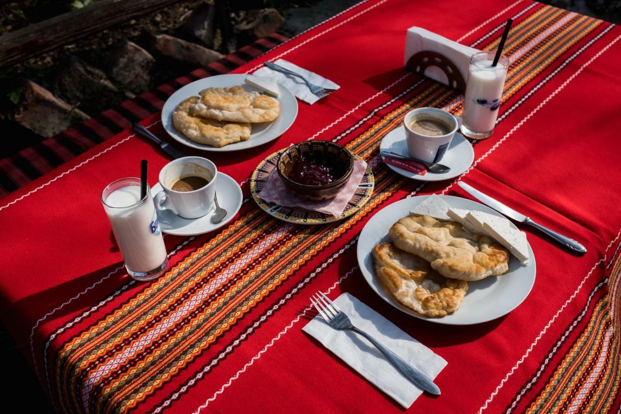 Комплекс Стария Чинар Melnik (Blagoevgrad) Luaran gambar